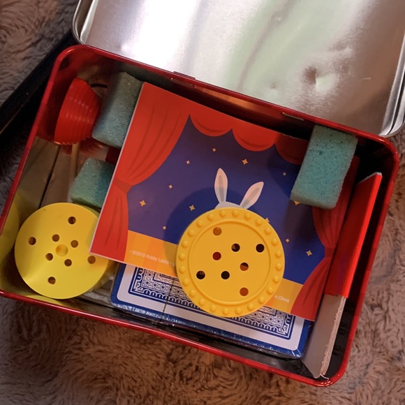 Magic Kit in A Box with Magic Wand - Picture 3 of 3